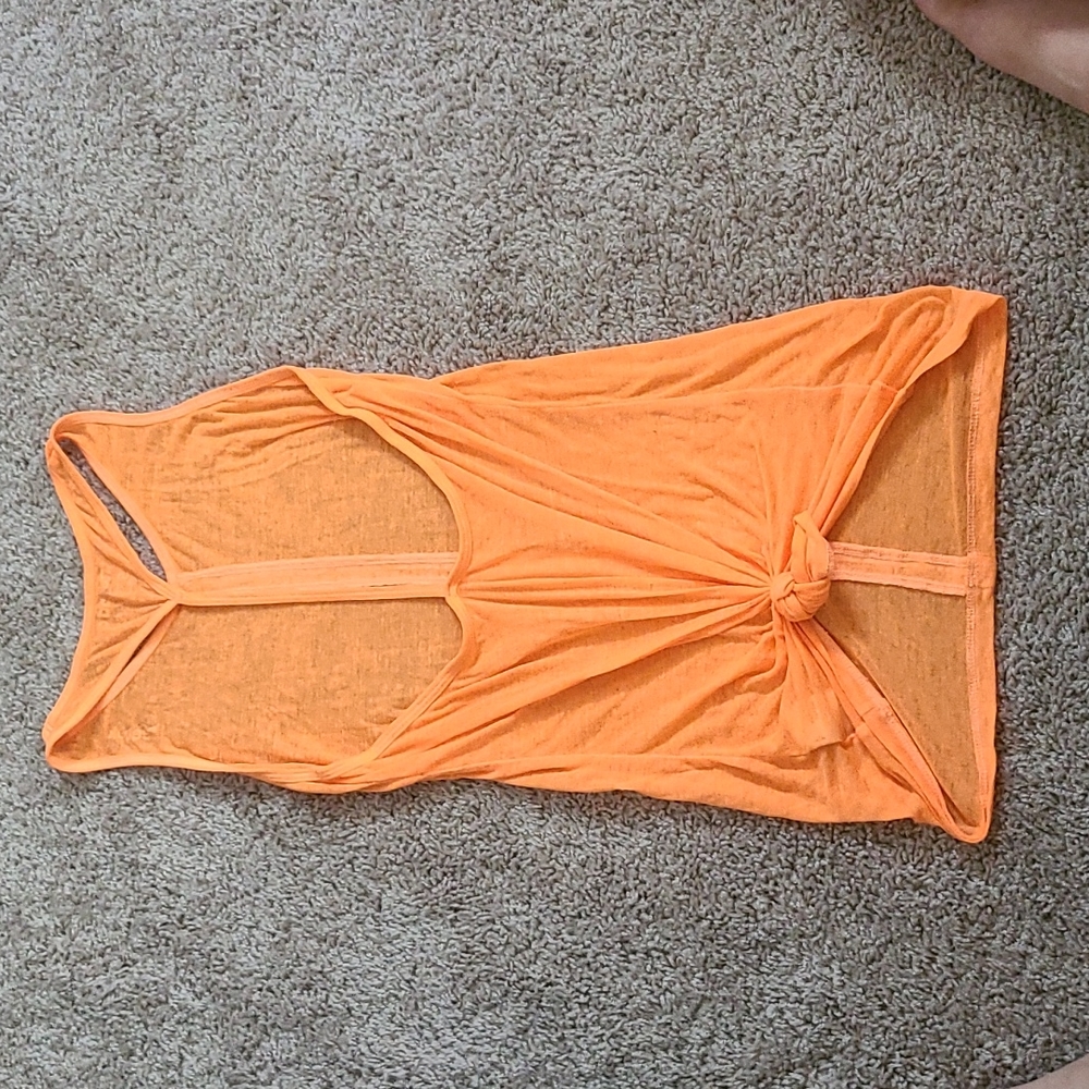 Reebok Tank - Picture 2 of 3
